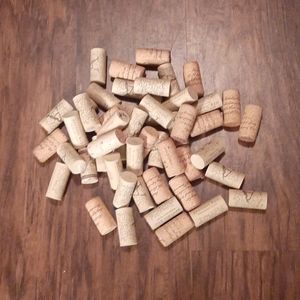 Lot of 50 wine corks